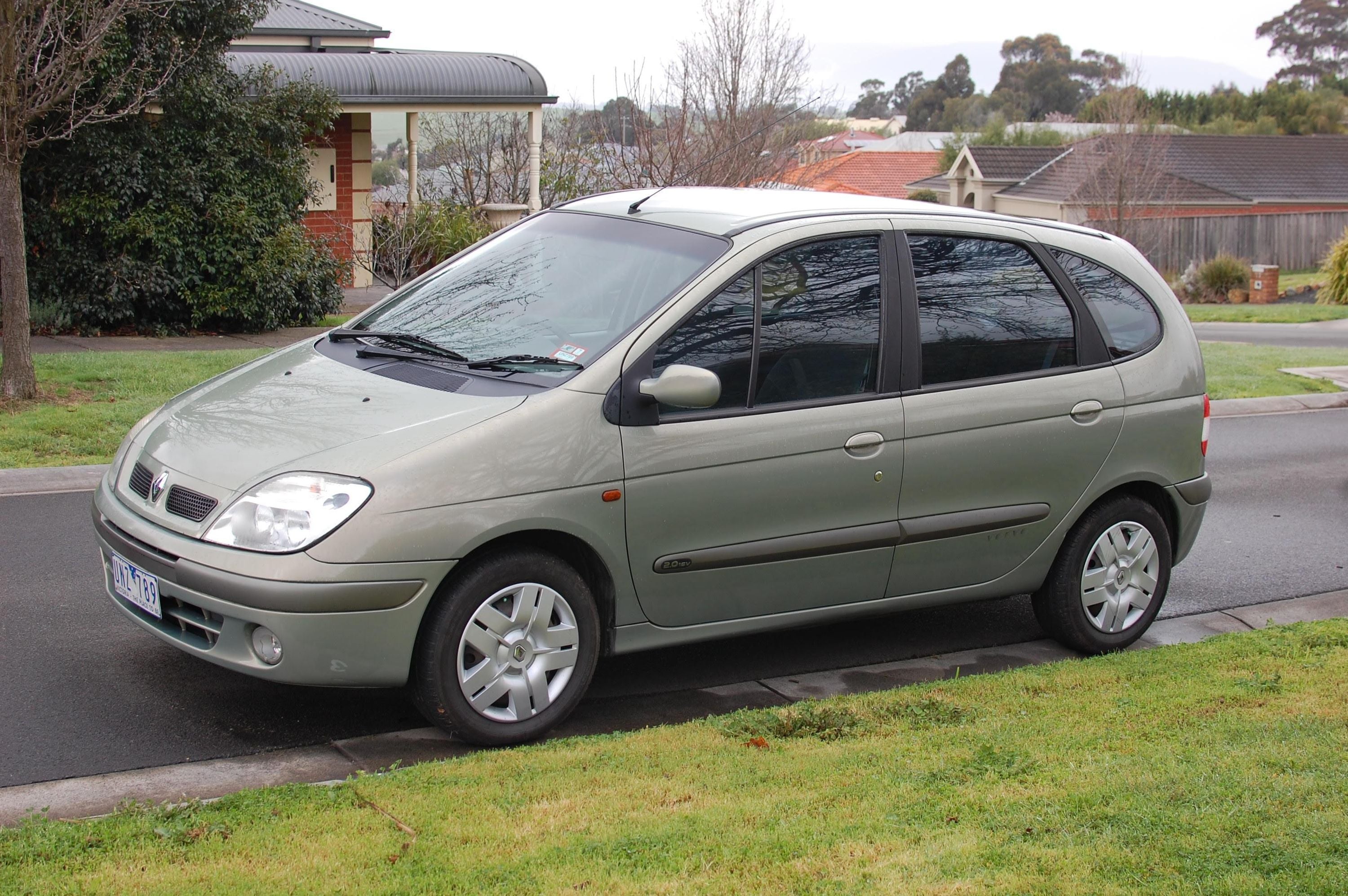 Renault Scenic Ii 2003 2003 Renault Scenic 2 0 16V 102 KW 139 PS