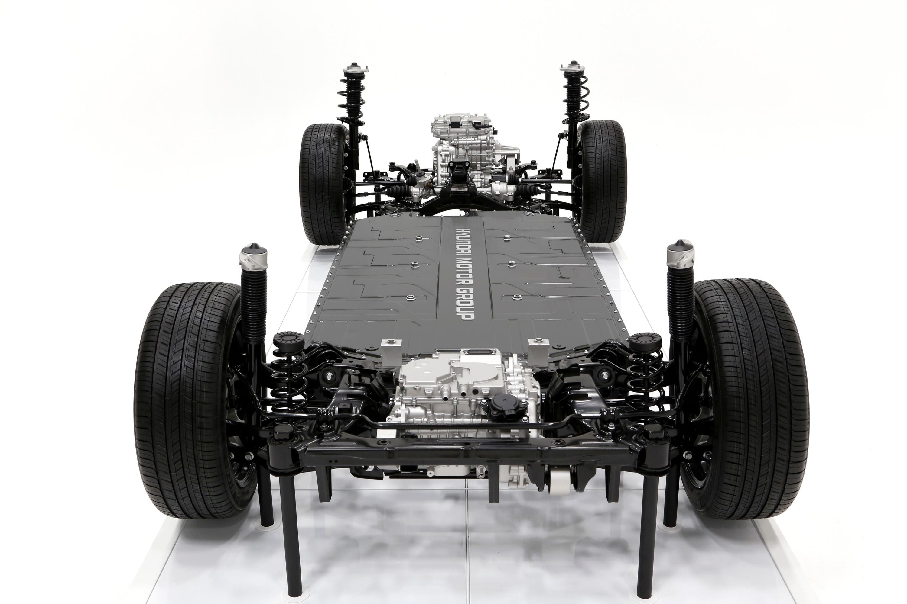 The Tortoise Beats the Algorithm: Why Mercedes, BMW, and Hyundai Own the Long Game in EV Batteries — image 2