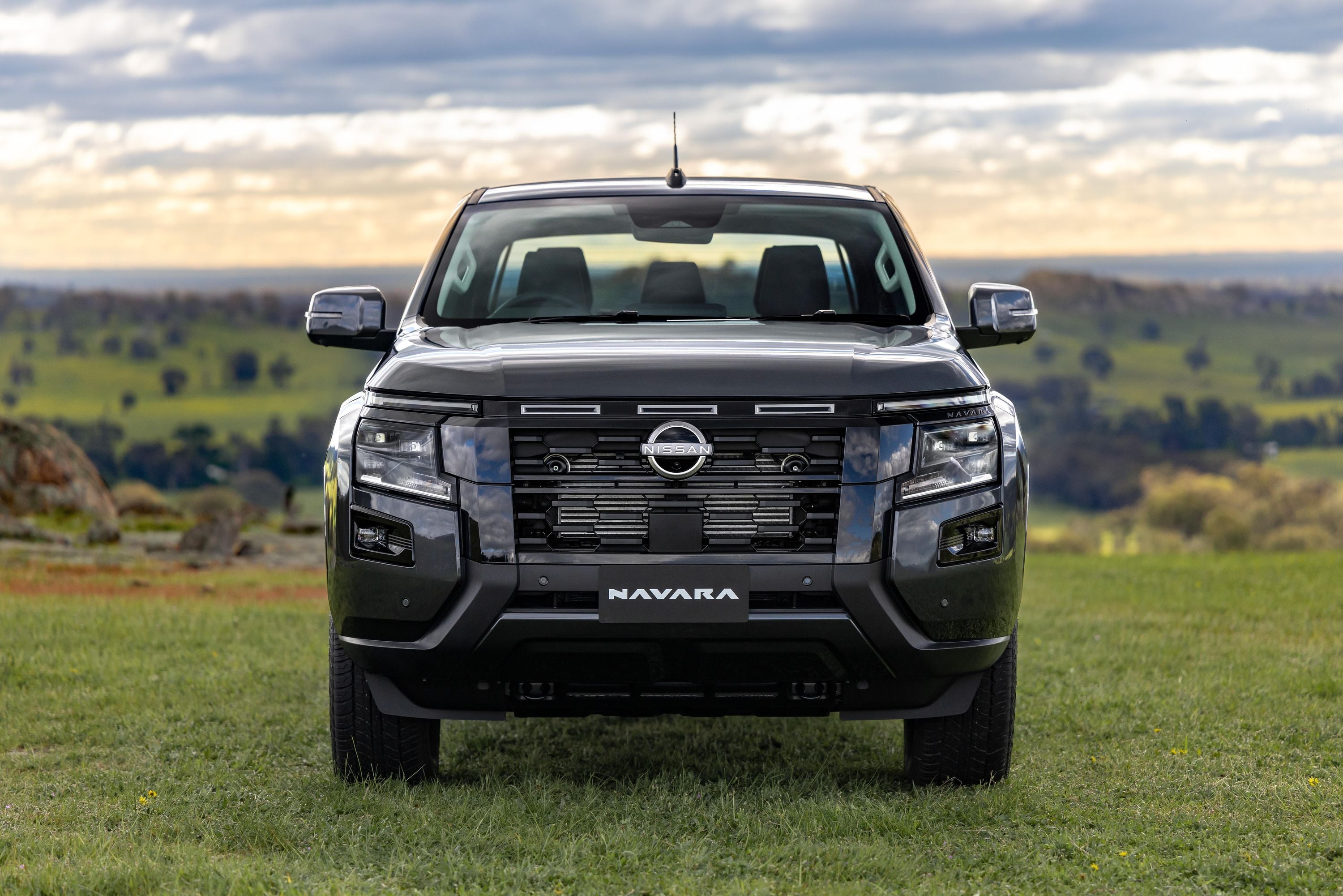 2025-11-2026-nissan-navara-st-x2026nissannavarast-x007.jpg