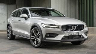 2022 Volvo V60 Cross Country review