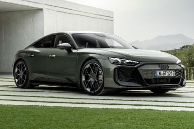 2025 Audi e-tron GT - Base