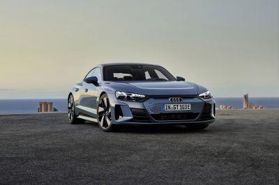 2025 Audi e-tron GT - Base