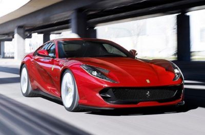 2025 Ferrari 812 Superfast - Base