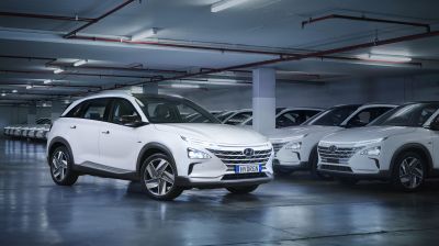 2025 Hyundai Nexo - Base