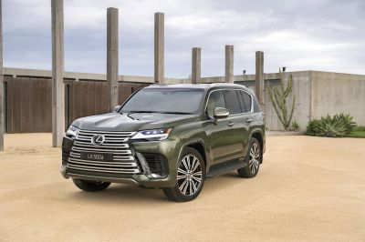 2025 Lexus LX - Base