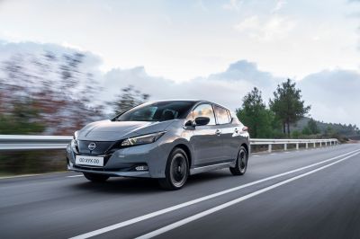 2025 Nissan Leaf - Base