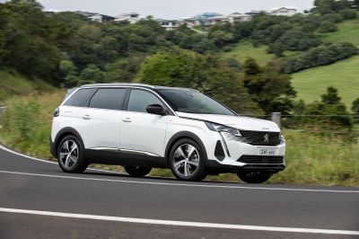 2025 Peugeot 5008 - Allure