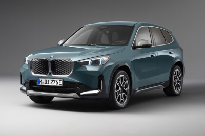 2025 BMW IX1 - XLINE