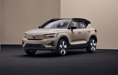 2026 Volvo XC40 - Plus