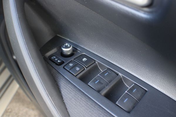 2020 Toyota Corolla SX Hybrid hatch