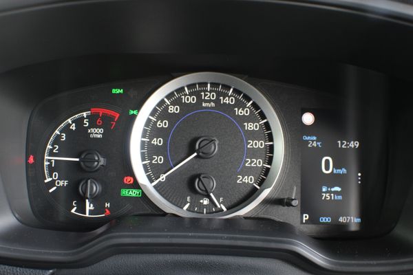 2020 Toyota Corolla SX Hybrid hatch