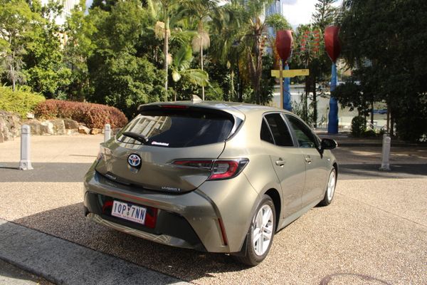 2020 Toyota Corolla SX Hybrid hatch