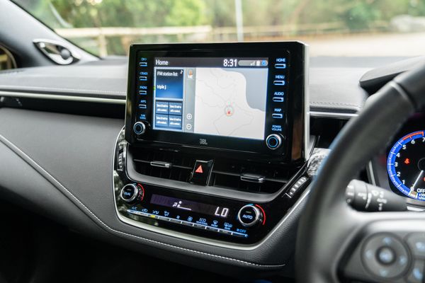 2020 Toyota Corolla ZR hybrid