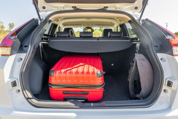 2021 Mitsubishi Eclipse Cross Aspire v Mazda CX-5 Maxx Sport comparison