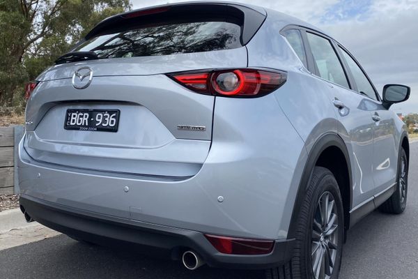 2021 Mitsubishi Eclipse Cross Aspire v Mazda CX-5 Maxx Sport comparison