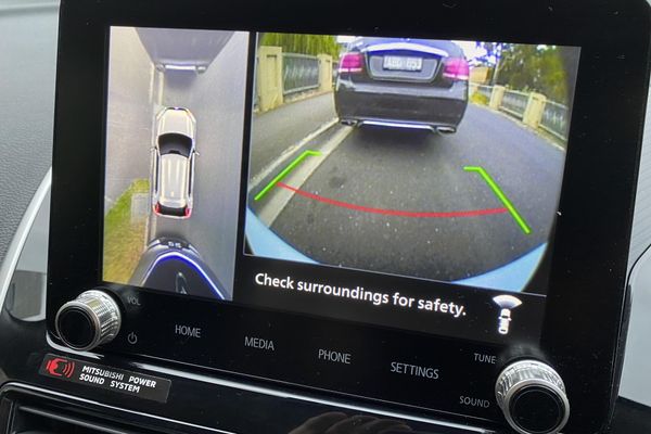 2021 Mitsubishi Eclipse Cross Aspire v Mazda CX-5 Maxx Sport comparison