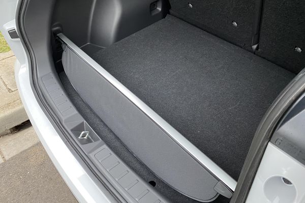 2021 Mitsubishi Eclipse Cross Aspire v Mazda CX-5 Maxx Sport comparison