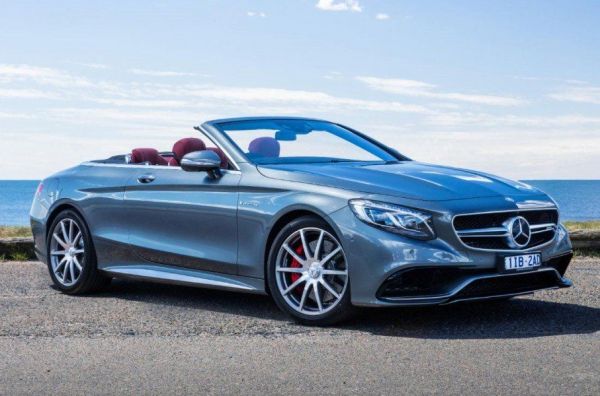 Hero image of a new Mercedes-AMG S63 available with CarExpert deals.