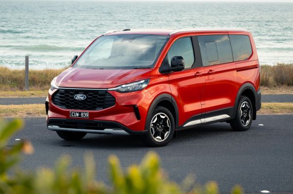 Hero image of a new Ford Tourneo available with CarExpert deals.