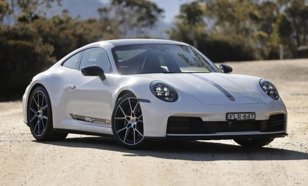 Hero image of a new Porsche 911 available with CarExpert deals.