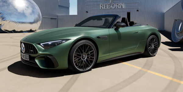 Hero image of a new Mercedes-AMG SL available with CarExpert deals.