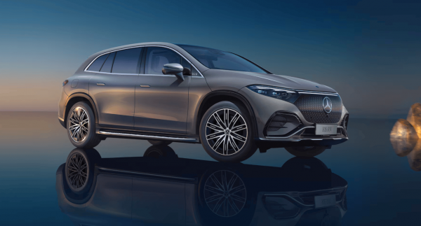 Hero image of a new Mercedes-Benz EQS SUV available with CarExpert deals.