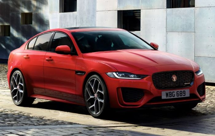 Jaguar XE