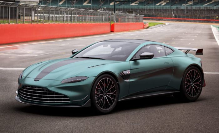 Aston Martin Vantage