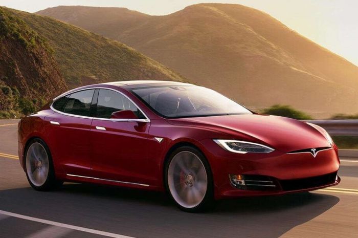 Tesla Model S