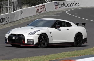 Nissan GT-R