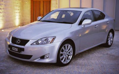 Lexus IS