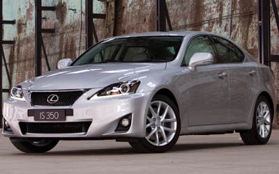 Lexus IS