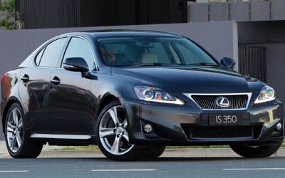 Lexus IS