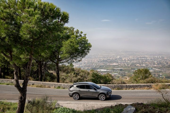 Alfa Romeo Tonale Image