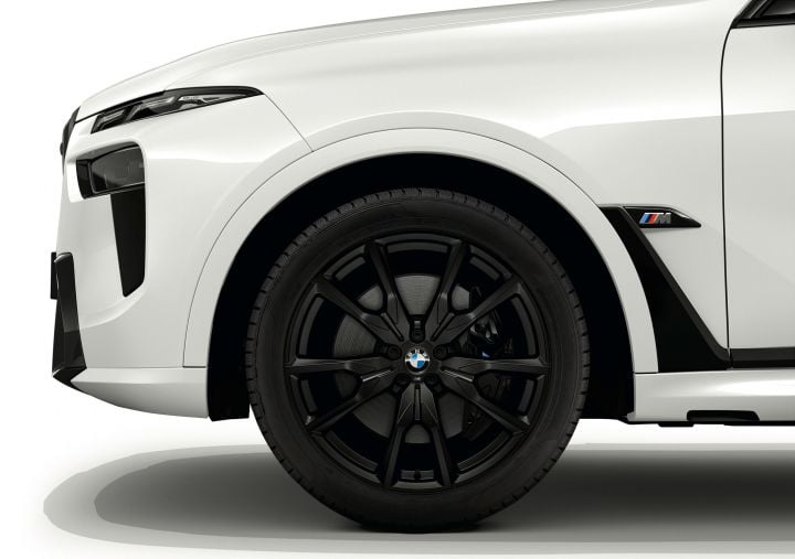 BMW X7 Image