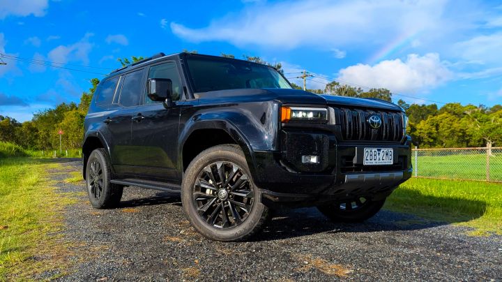 Toyota LandCruiser Prado Image