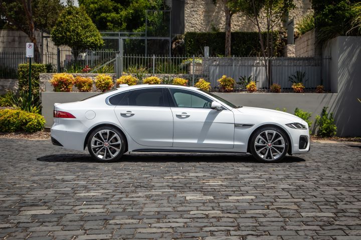 Jaguar XF Image