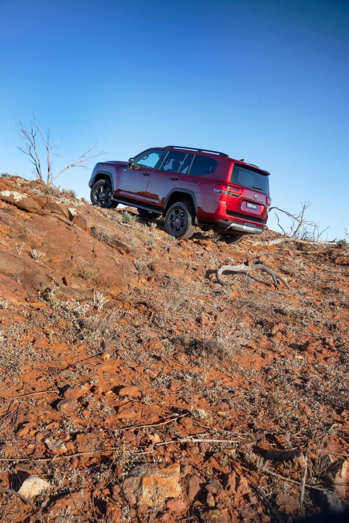 Toyota LandCruiser Image