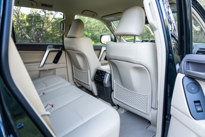 Toyota LandCruiser Prado Image