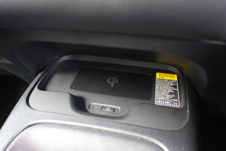 2020 Toyota Corolla SX Hybrid hatch