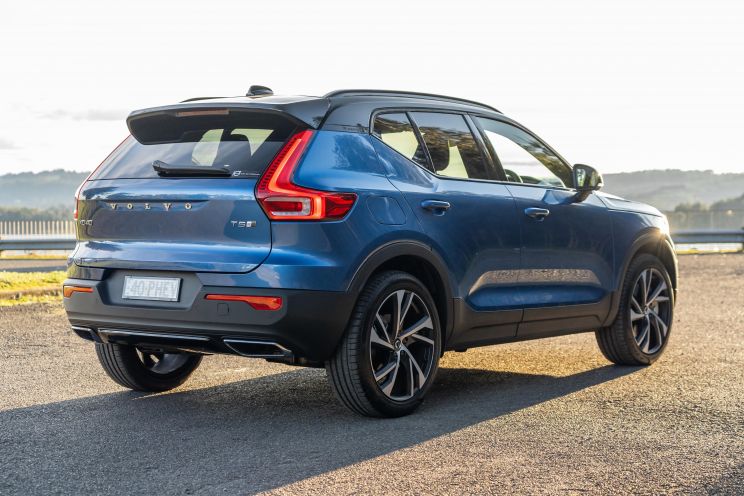 2020 Volvo XC40 Recharge plug-in hybrid T5 R-Design review | CarExpert