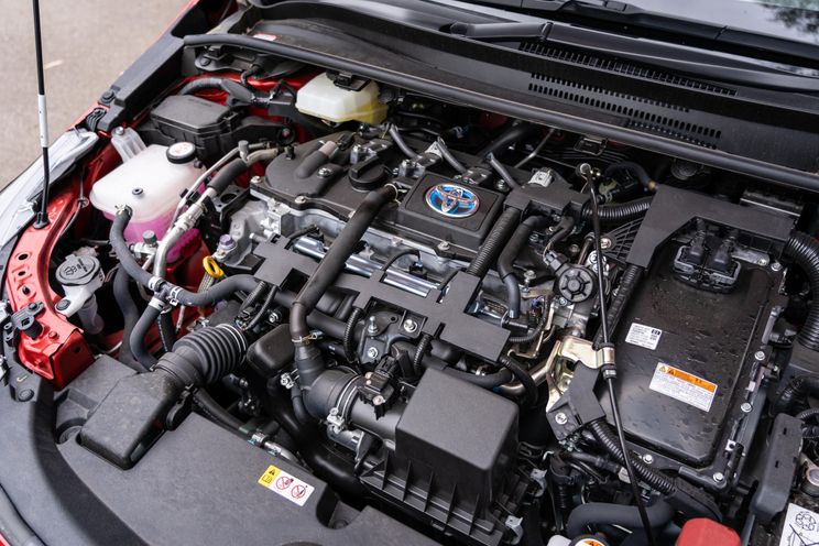 2020 Hyundai i30 v Toyota Corolla