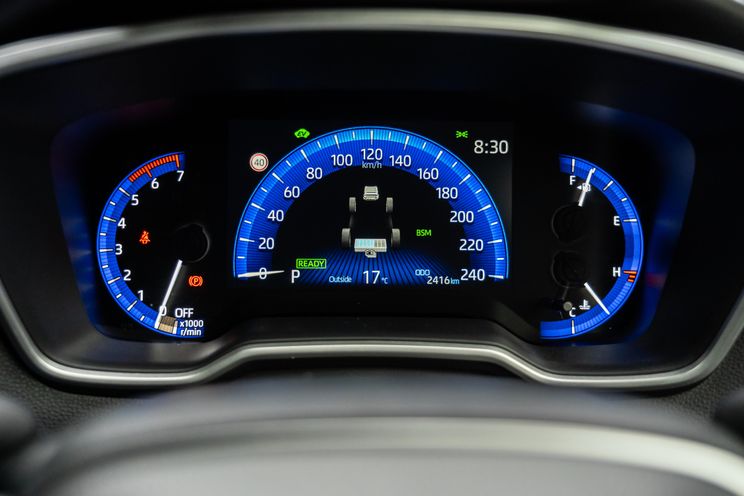 2020 Hyundai i30 v Toyota Corolla