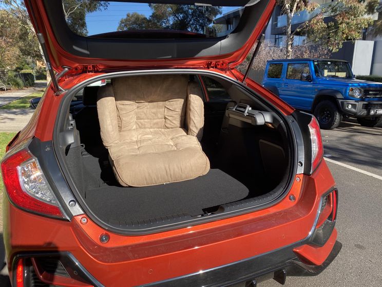 2020 Kia Cerato GT v Honda Civic RS