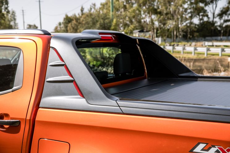 Specs comparison: 2021 Nissan Navara Pro-4X v Isuzu D-Max X-Terrain