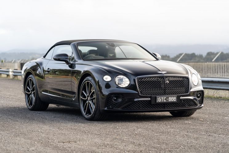 Bentley continental gt v12