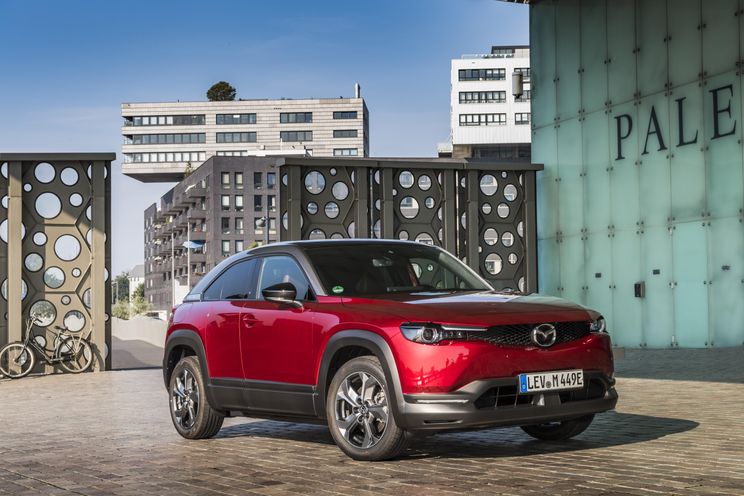 Mazda CX-5 and CX-8 launching in 2022 with electrified inline-sixes