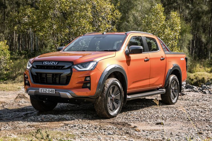 Specs comparison: 2021 Nissan Navara Pro-4X v Isuzu D-Max X-Terrain