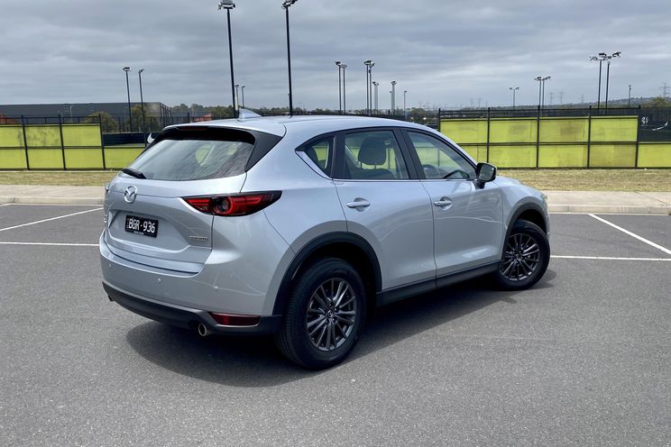 2021 Mitsubishi Eclipse Cross Aspire v Mazda CX-5 Maxx Sport comparison