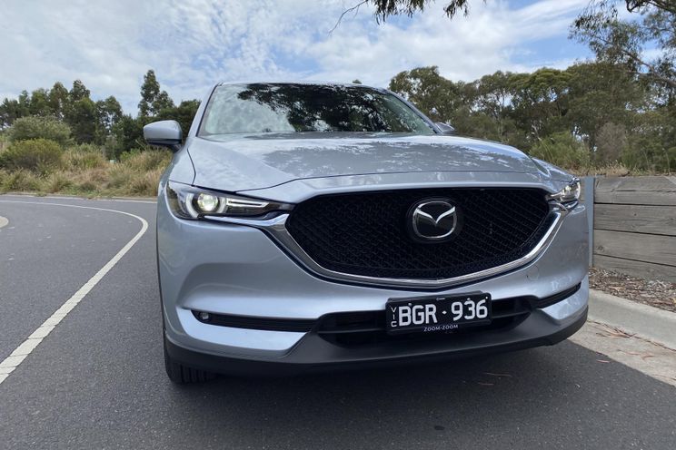 2021 Mitsubishi Eclipse Cross Aspire v Mazda CX-5 Maxx Sport comparison